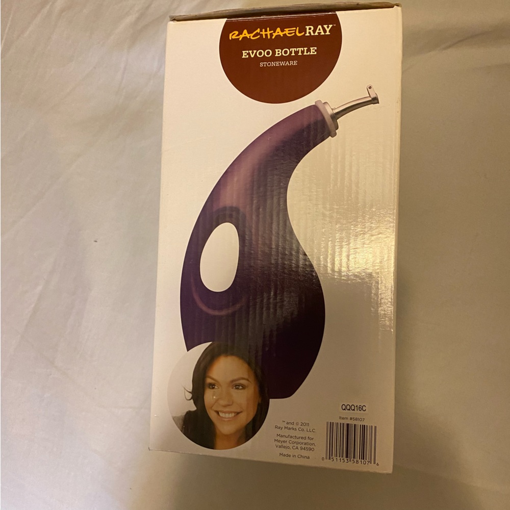 Rachael Ray EVOO Bottle Stoneware color: Eggplant